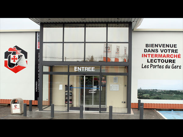  livre ouvert, intermarché, stickers exterieurs